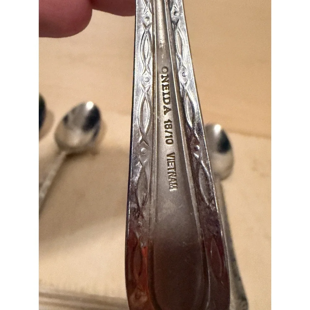 oneida stainless flatware Tea Spoons 5 Total
